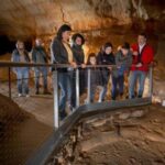 Activités en famille : découvrir les grottes et cavernes en France